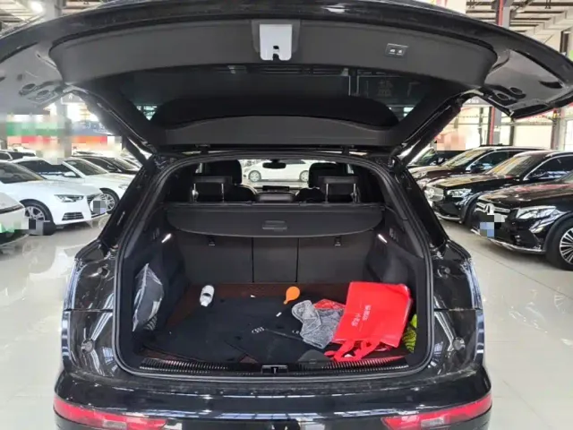 Audi Q5L — Фото автомобиля 18
