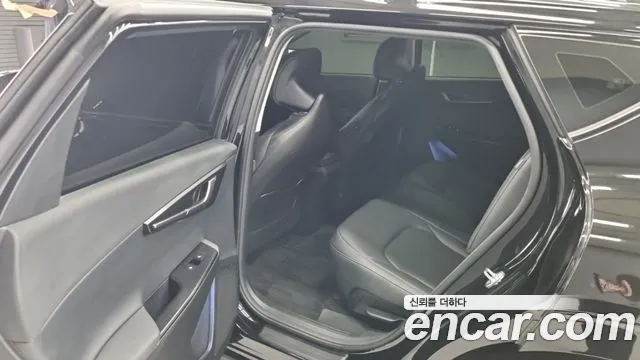 Kia EV6 — Фото автомобиля 11