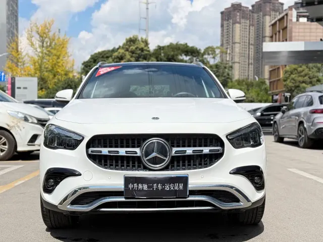Mercedes-Benz GLA-Class — Фото автомобиля 2