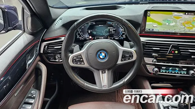 BMW 5-Series 5 серия (G30) — Фото автомобиля 12