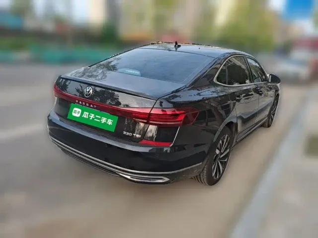 Volkswagen Passat — Фото автомобиля 4