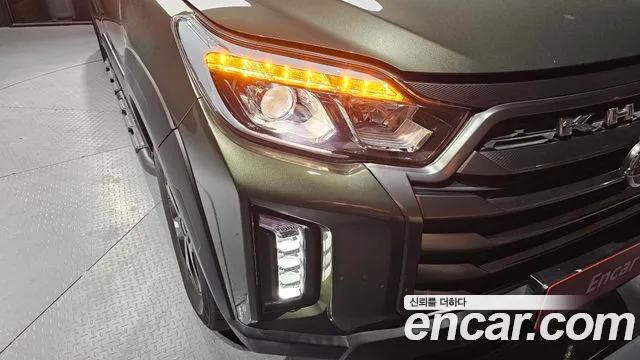 KG_Mobility_Ssangyong Rexton Новый Rexton Sport Khan Дизель 2.2 4WD — Фото автомобиля 22