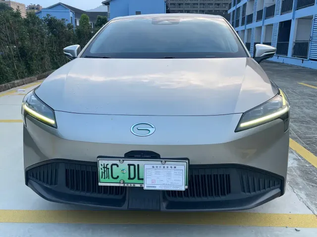 GAC Aion S Plus — Фото автомобиля 2