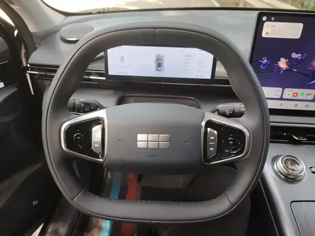 Geely Galaxy E5 — Фото автомобиля 10