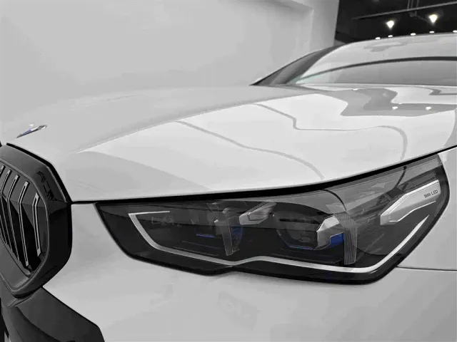 BMW 5 Series — Фото автомобиля 27