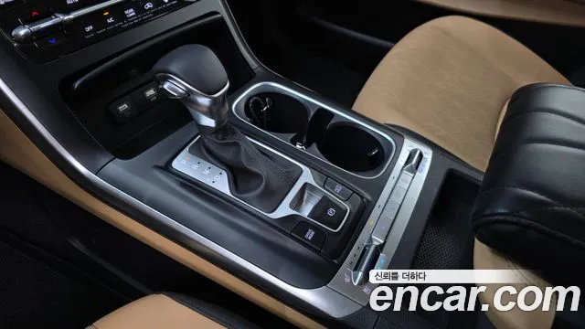 Kia Canival Carnival 4 поколение 9 мест Prestige — Фото автомобиля 8