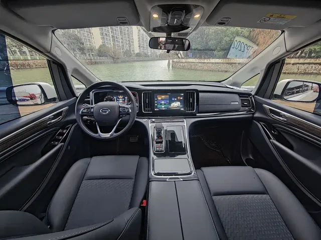 GAC Trumpchi M8 — Фото автомобиля 4
