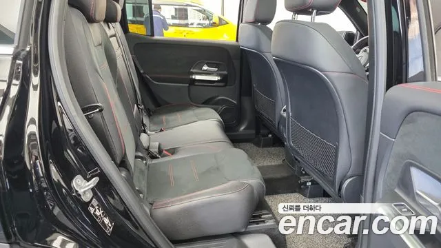 Mercedes-Benz GLB-Class X247 — Фото автомобиля 12