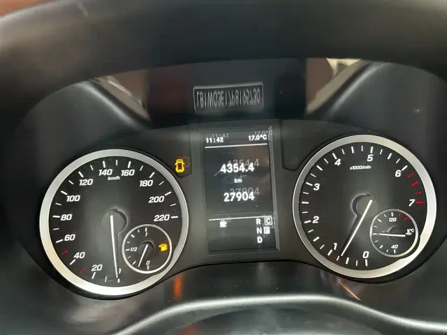 Mercedes-Benz Vito — Фото автомобиля 10
