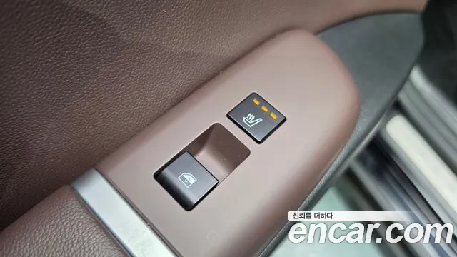 Hyundai Grandeur GN7 — Фото автомобиля 24
