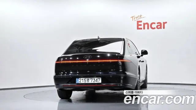 Hyundai Grandeur GN7 — Фото автомобиля 4