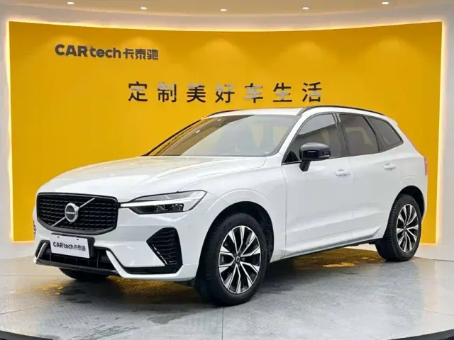 Volvo XC60 — Фото автомобиля 11