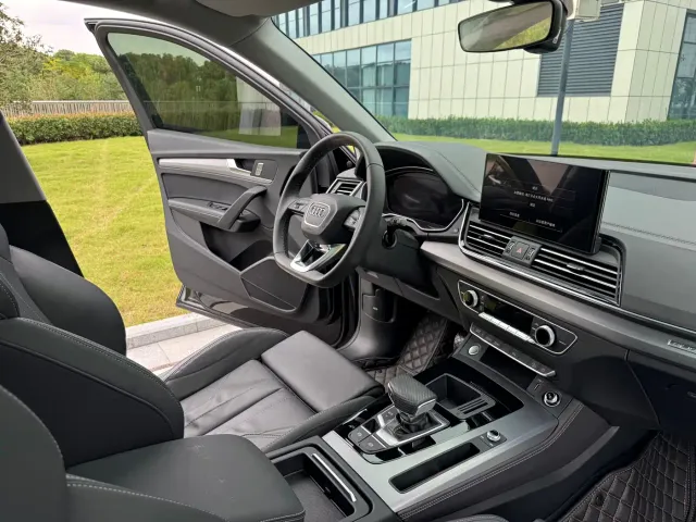 Audi Q5L — Фото автомобиля 28