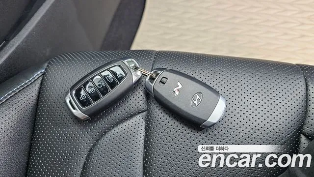 Hyundai AVANTE — Фото автомобиля 30