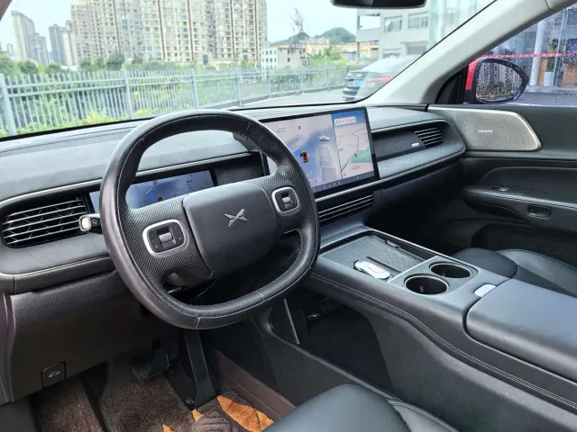 Xpeng G6 — Фото автомобиля 5