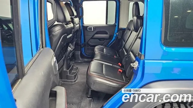 Jeep Wrangler Wrangler (JL) — Фото автомобиля 18