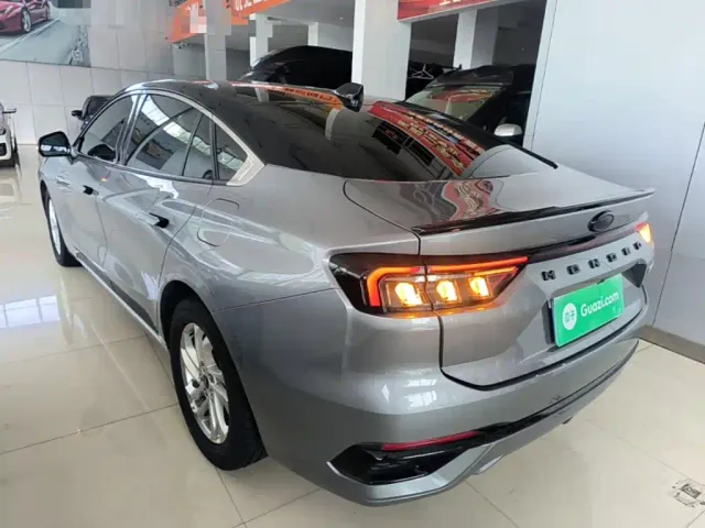 Ford Mondeo — Фото автомобиля 22