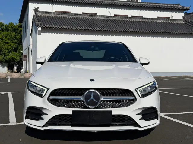Mercedes-Benz A-Class — Фото автомобиля 2
