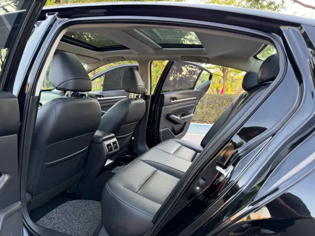Nissan Teana — Фото автомобиля 10