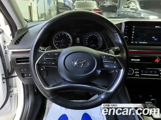 Hyundai Sonata — Фото автомобиля 8