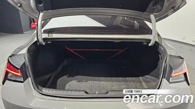 Hyundai AVANTE — Фото автомобиля 20