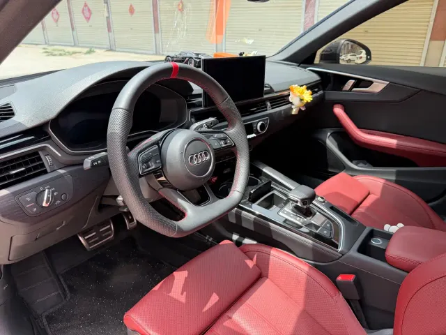 Audi A4L — Фото автомобиля 18
