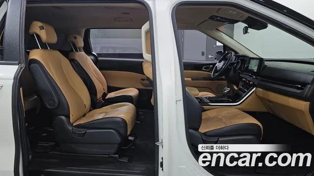 Kia Carnival 4th Gen — Фото автомобиля 16