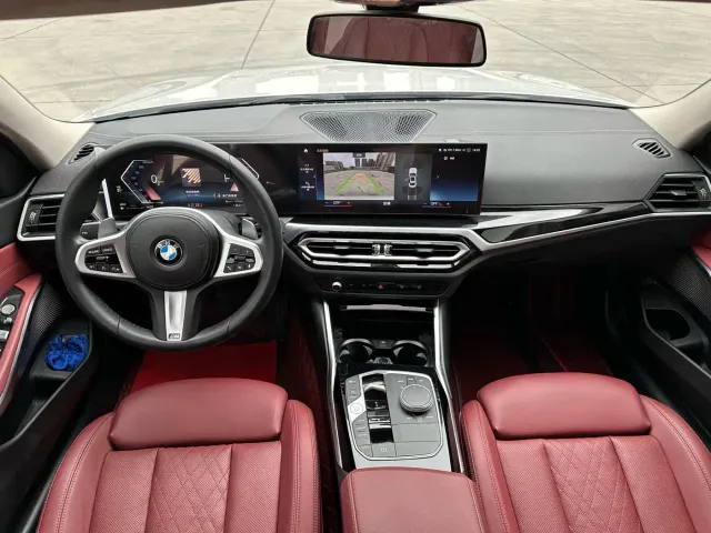 BMW 3 Series — Фото автомобиля 11
