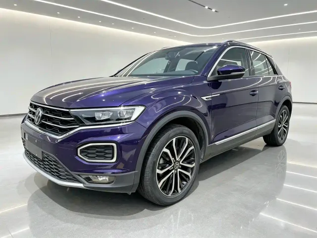 Фотография автомобиля — Volkswagen T-Roc