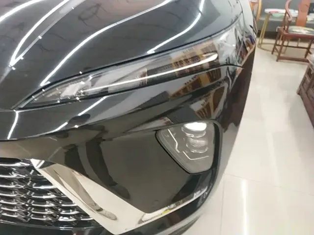 Buick Envision Plus — Фото автомобиля 23