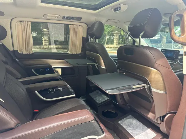 Mercedes-Benz V-Class — Фото автомобиля 15