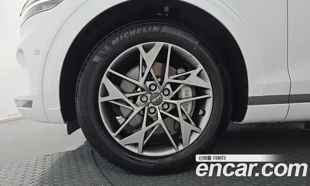 Genesis GV70 — Фото автомобиля 5
