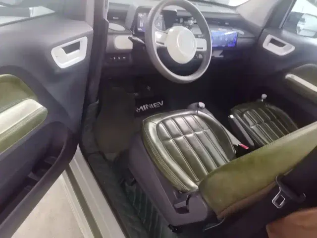 Wuling Hongguang Mini EV — Фото автомобиля 15