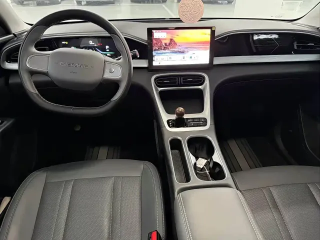 Geely Starry Wish — Фото автомобиля 11