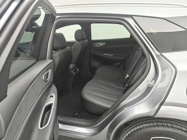BYD Sealion 06 — Фото автомобиля 12