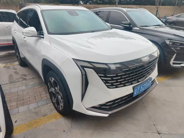 Geely Boyue L — Фото автомобиля 3