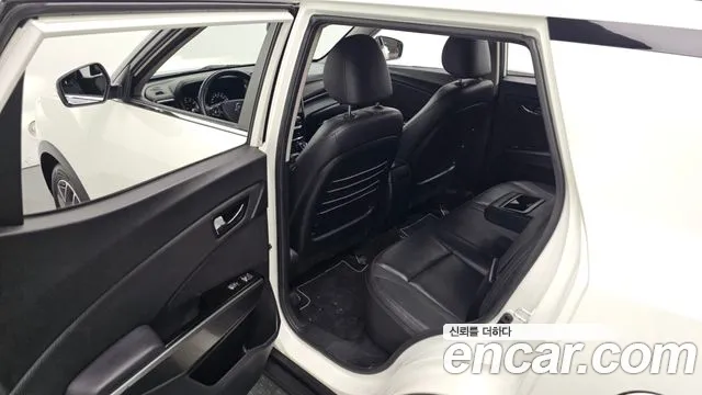 KG_Mobility_Ssangyong TIBOLI Very New Tivoli Бензин 1.5 2WD — Фото автомобиля 11
