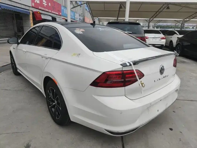 Volkswagen Lamando 2021 230TSI DSG Fashion Edition — Фото автомобиля 4