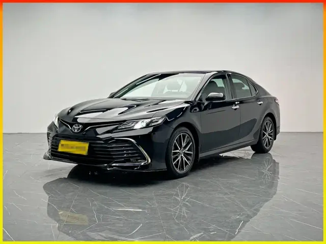 Фотография автомобиля — Toyota Camry