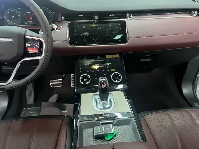Land Rover Range Rover Evoque — Фото автомобиля 14