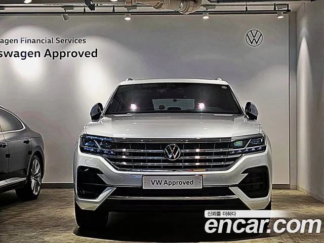 Volkswagen Touareg — Фото автомобиля 2