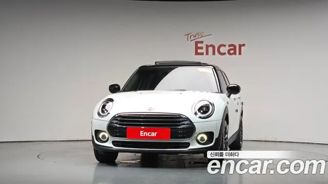 MINI Clubman — Фото автомобиля 3