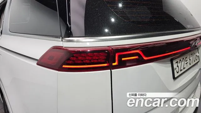 Kia Canival Carnival 4 поколение Дизель 7 мест Signature — Фото автомобиля 4