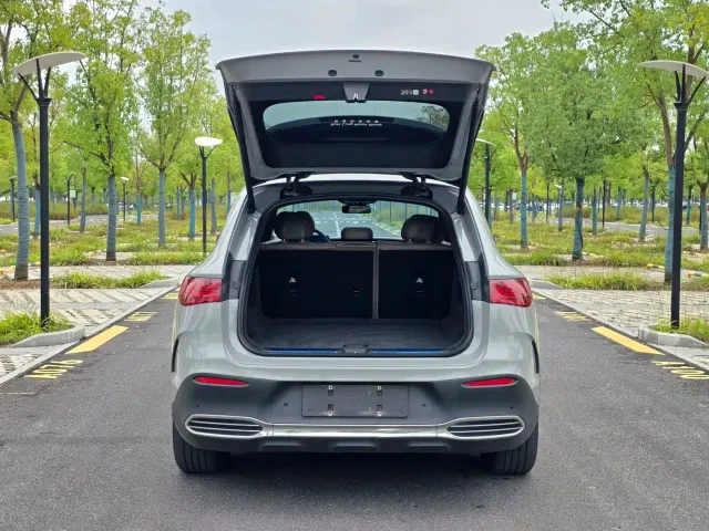 Mercedes-Benz EQE SUV — Фото автомобиля 25