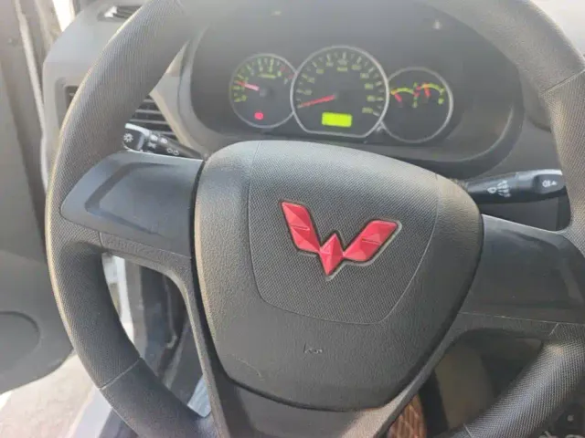 Wuling Hongguang — Фото автомобиля 15
