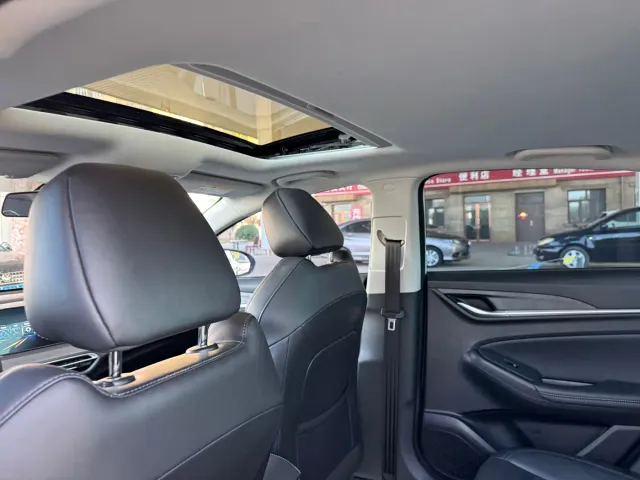Changan Eado — Фото автомобиля 14