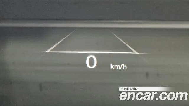 Genesis GV70 2.5T Бензин 2WD — Фото автомобиля 18