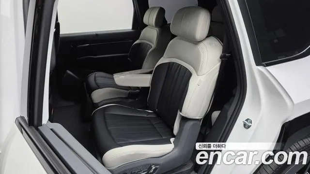 Kia EV9 — Фото автомобиля 12