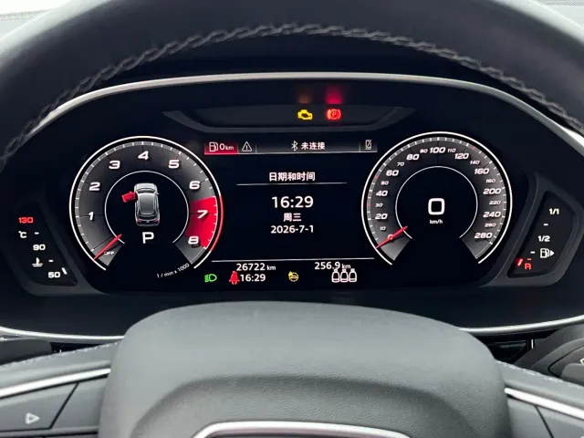 Audi Q3 — Фото автомобиля 18