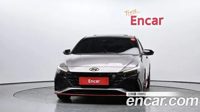 Hyundai AVANTE — Фото автомобиля 3